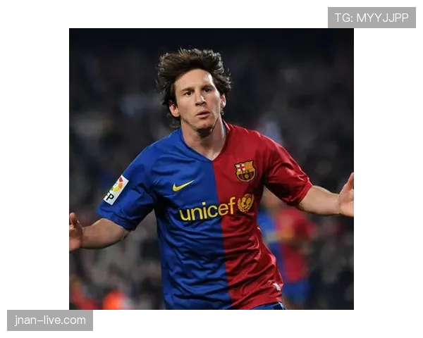 居莱尔与梅西的盘带创造力和进攻视野差距根源何在